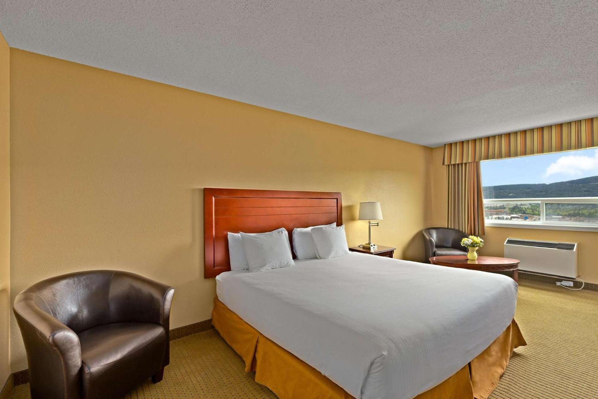 Coast Fraser Inn Williams Lake Extérieur photo