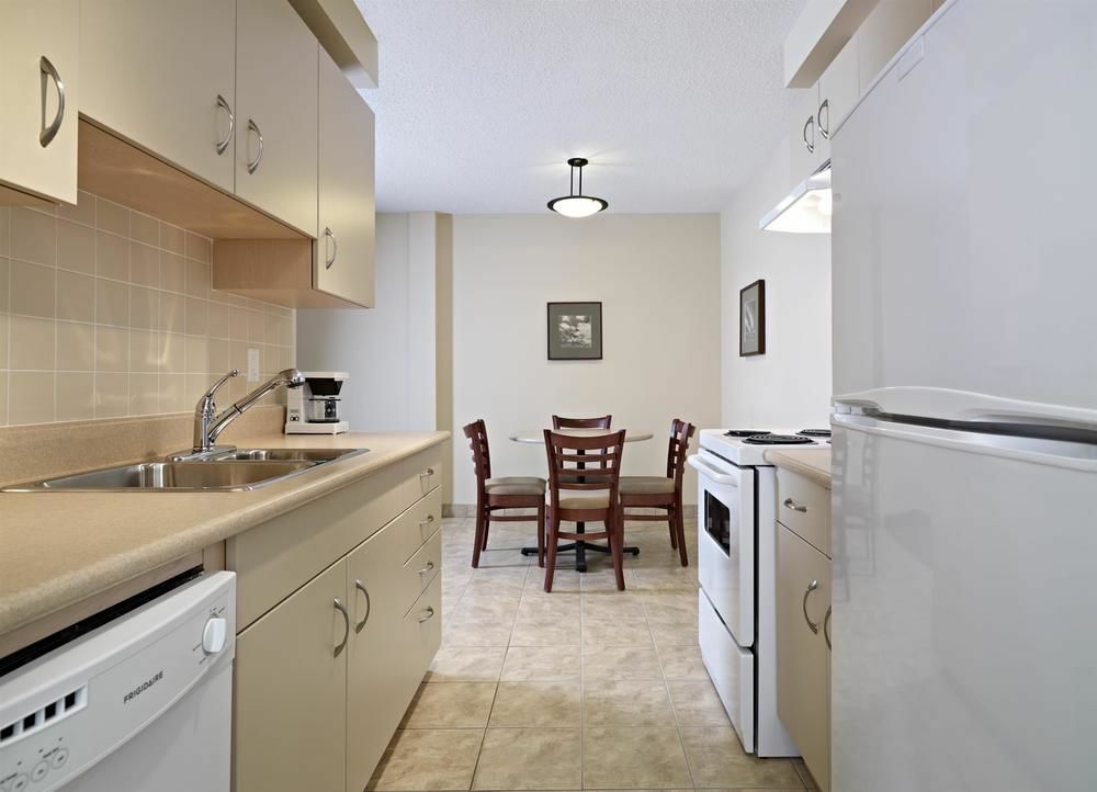Coast Fraser Inn Williams Lake Extérieur photo